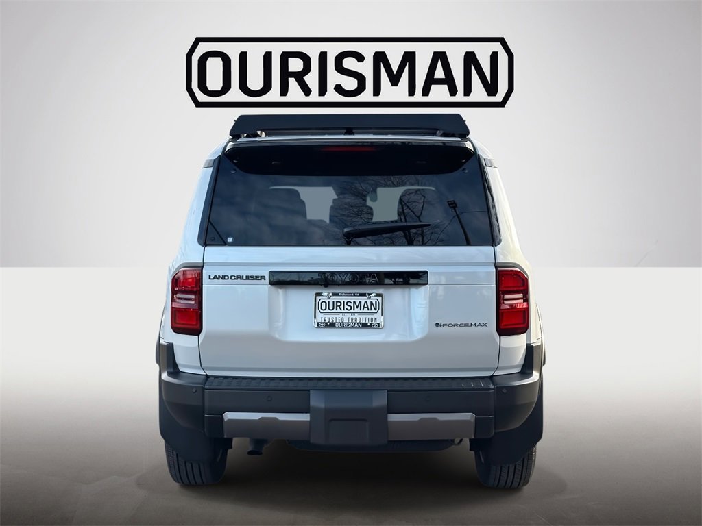 Used 2025 Toyota Land Cruiser image 23