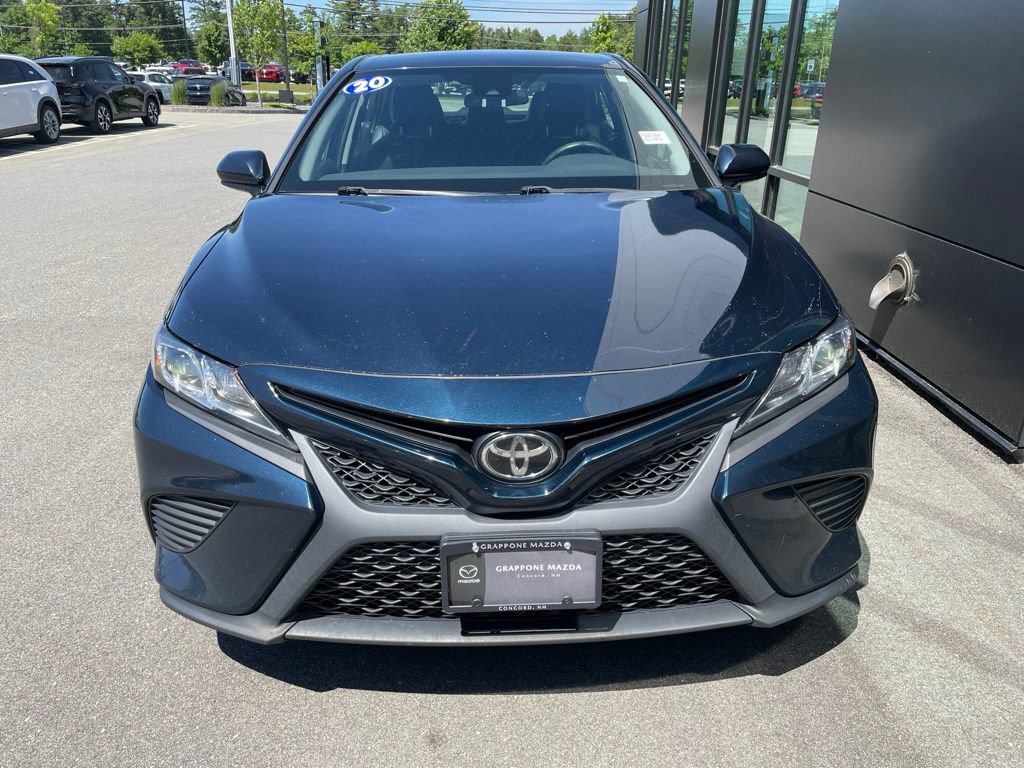 Used 2020 Toyota Camry SE AWD/4WD image 2