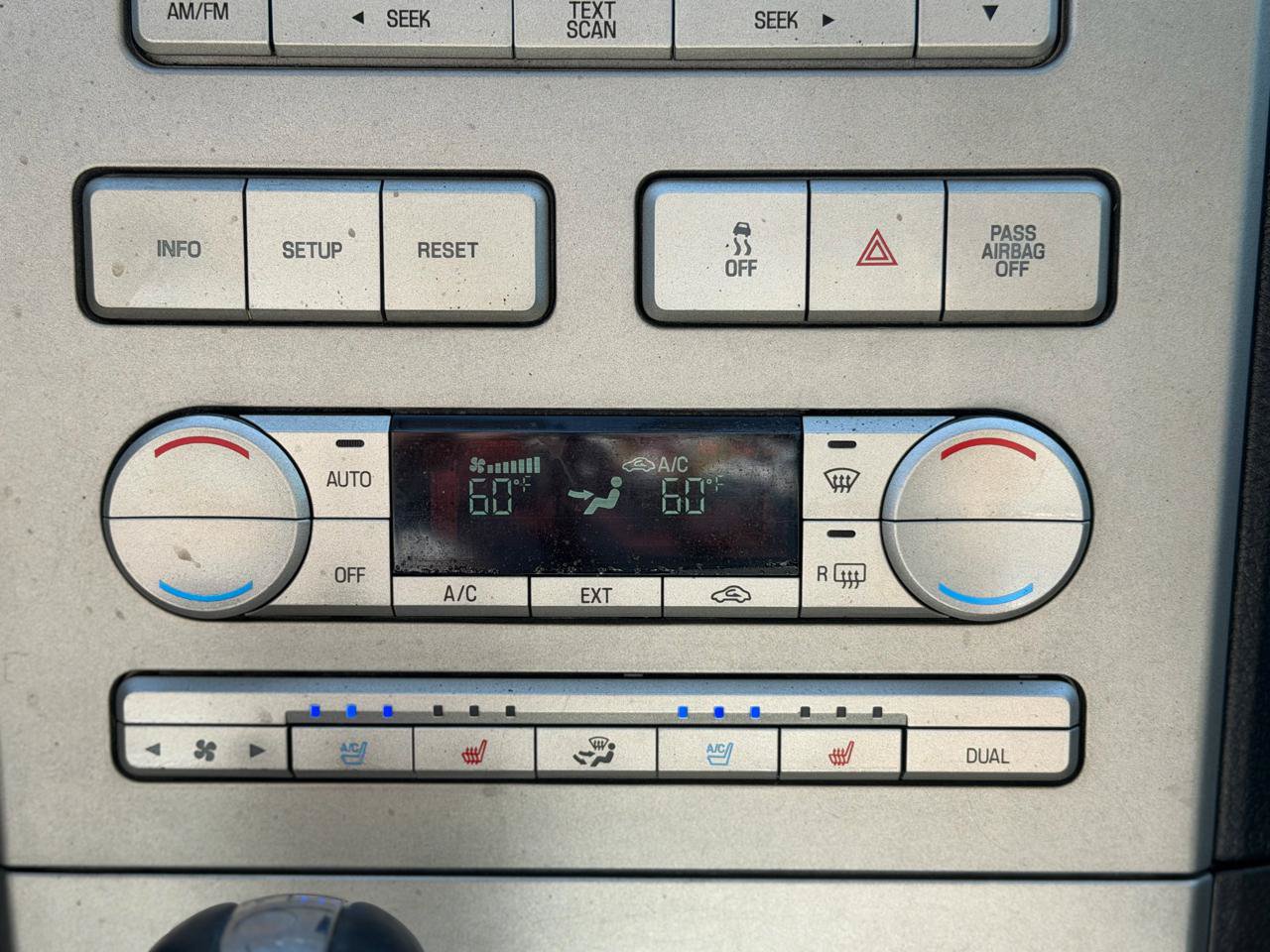 Used 2007 Lincoln MKX AWD image 18