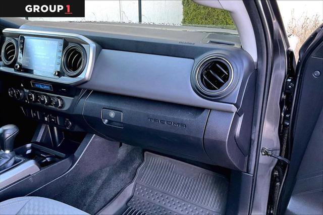 Certified 2023 Toyota Tacoma SR5 AWD/4WD image 19