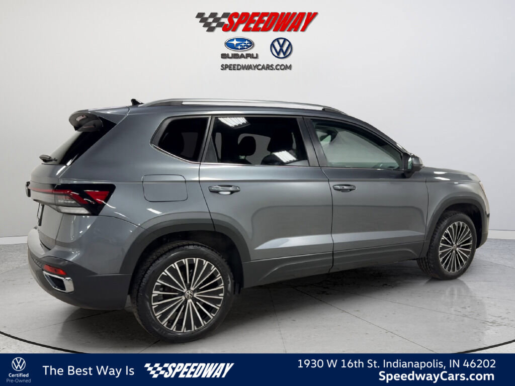 Certified 2025 Volkswagen Taos SE