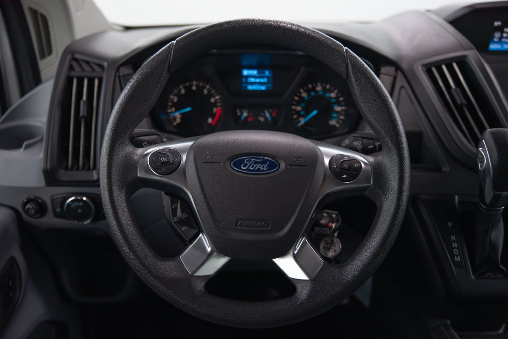 Used 2018 Ford Transit 150 XL RWD image 22
