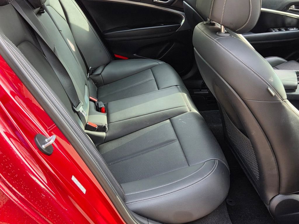 Used 2019 Genesis G70 2.0T Advanced RWD image 15