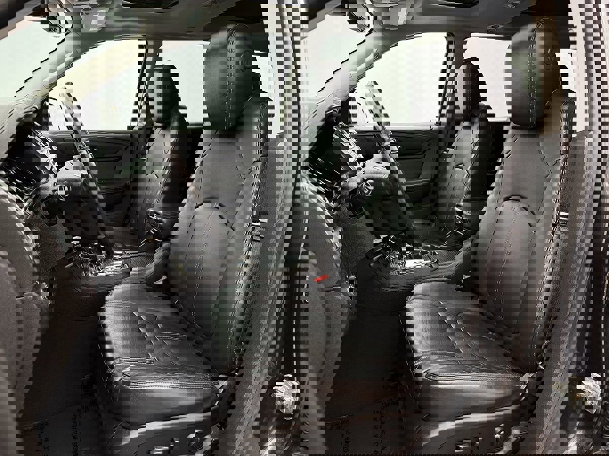 Used 2017 GMC Acadia Limited SLT image 9