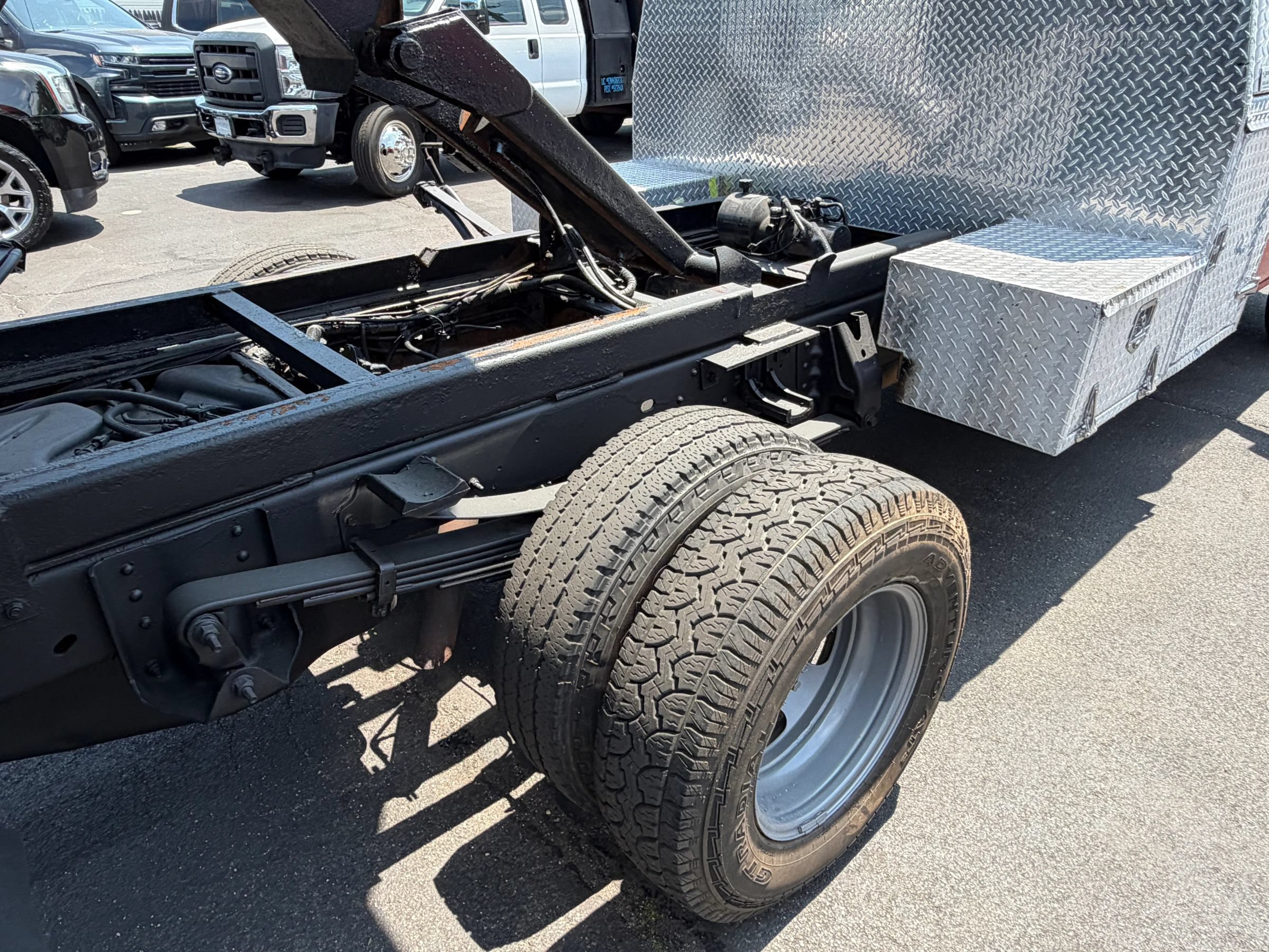 Used 2018 GMC Sierra 3500 4x4 Regular Cab w/ Sierra Convenience Package image 5