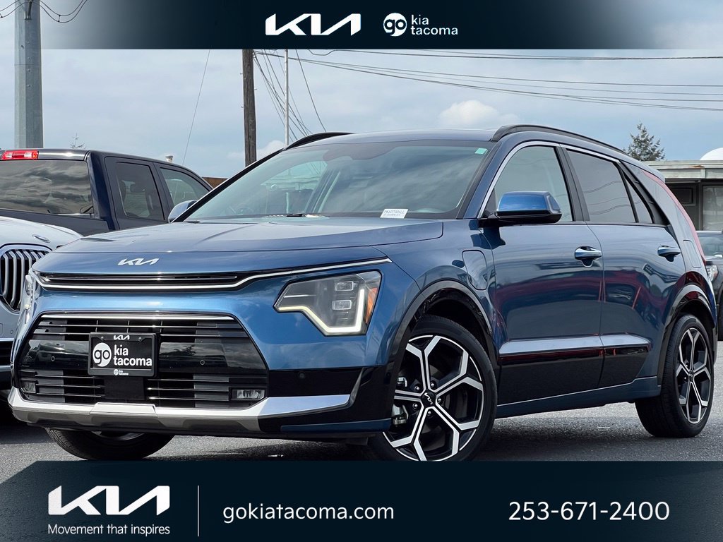 Used 2023 Kia Niro SX Touring
