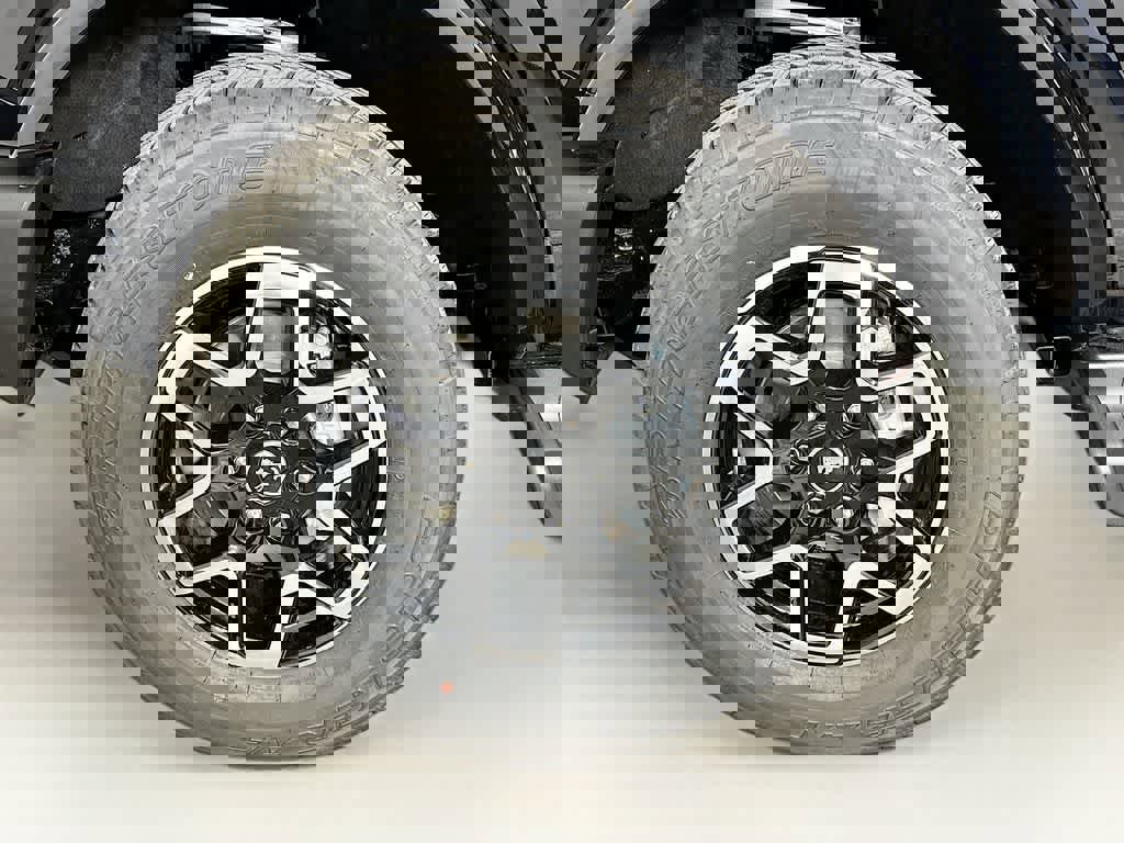 New 2026 Ford Bronco Outer Banks image 8