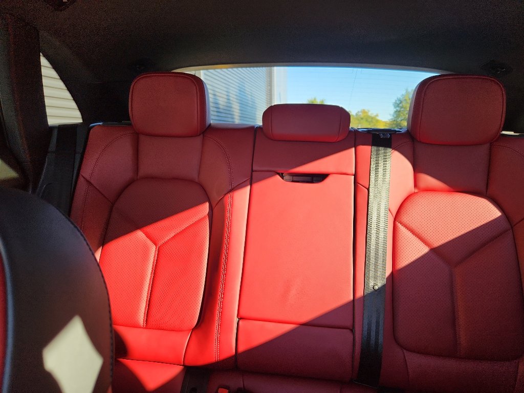 New 2026 Porsche Macan S image 42