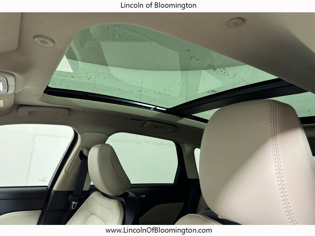 New 2026 Lincoln Corsair Premiere AWD/4WD image 24