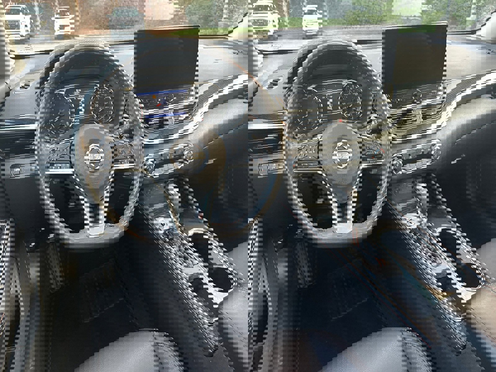 Used 2024 Nissan Altima 2.5 SR w/ SR Premium Package image 22