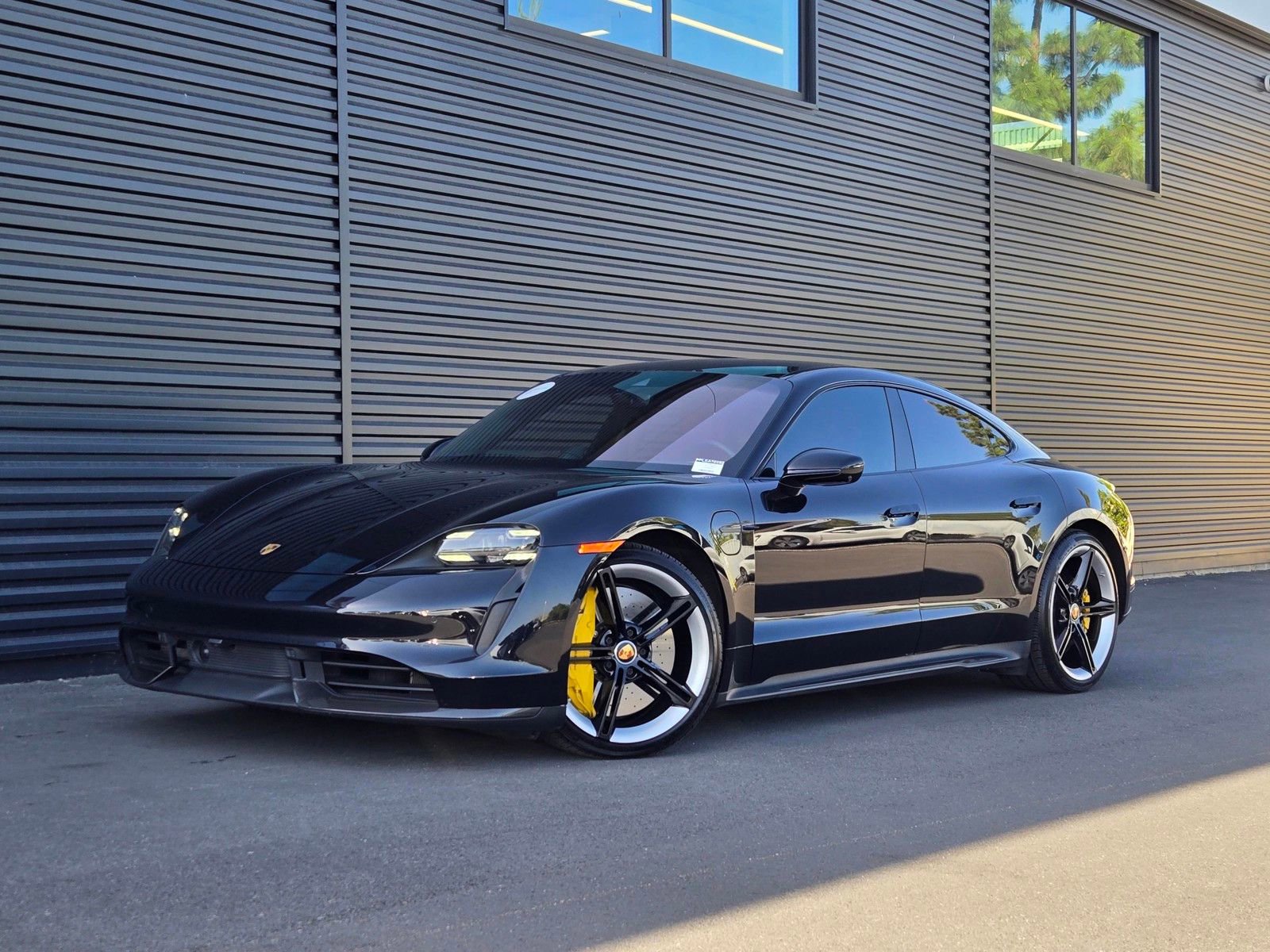Certified 2020 Porsche Taycan Turbo S AWD/4WD image 1
