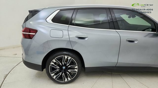 Used 2025 BMW X3 xDrive30i w/ Premium Package AWD/4WD image 12