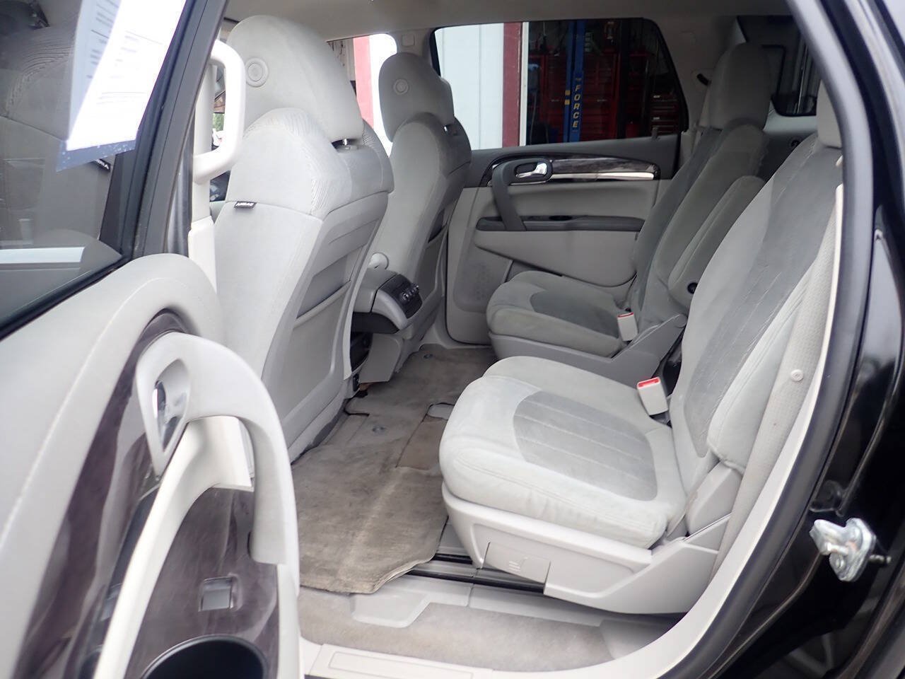 Used 2017 Buick Enclave Convenience FWD image 13