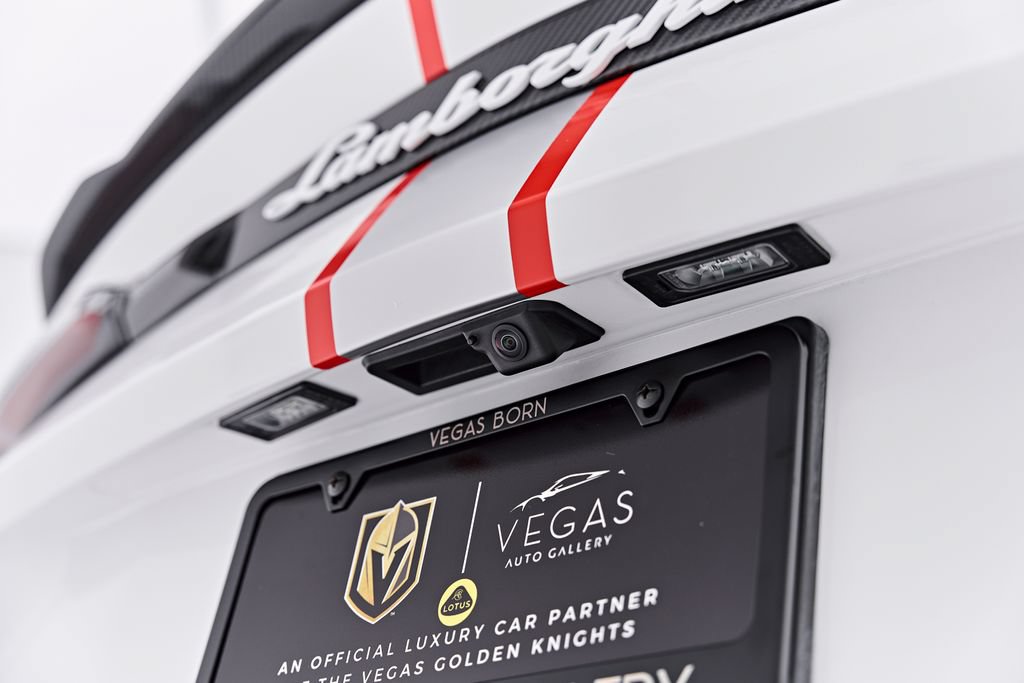 Used 2021 Lamborghini Urus AWD/4WD image 34