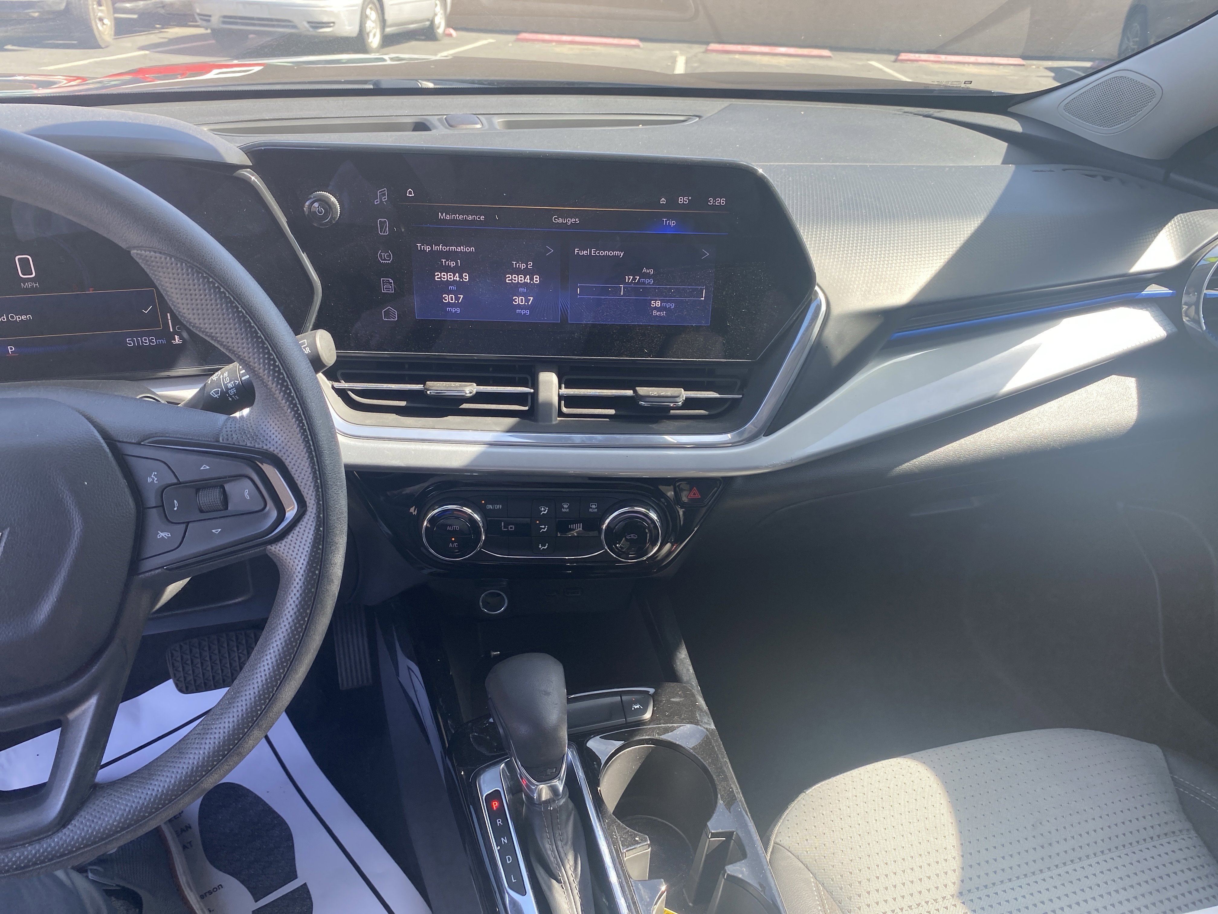 Used 2024 Chevrolet Trax LT FWD image 17