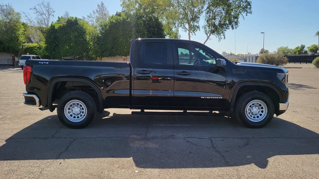 Used 2023 GMC Sierra 1500 Pro AWD/4WD image 11