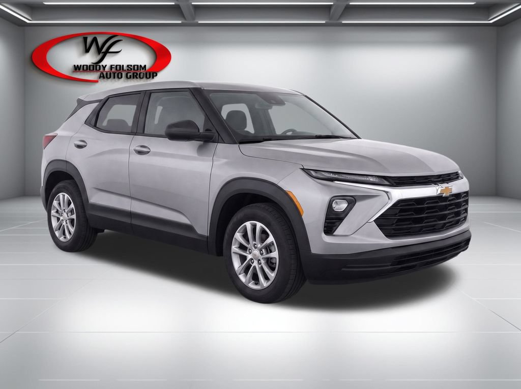 Used 2025 Chevrolet TrailBlazer LS w/ LS Convenience Package FWD image 2