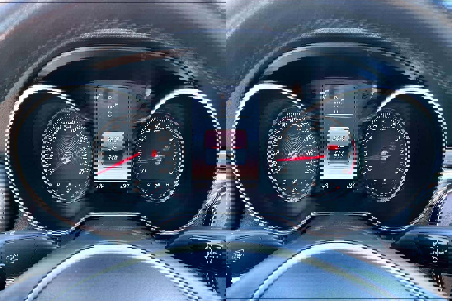 Used 2018 Mercedes-Benz C 300 Sedan image 24