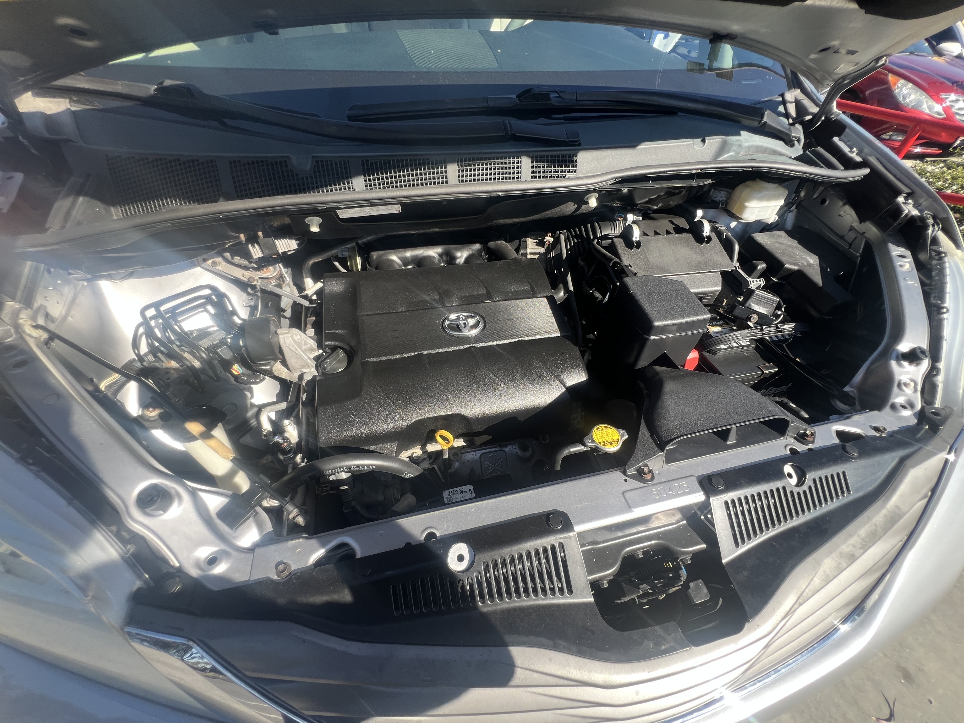 Used 2011 Toyota Sienna XLE FWD image 50