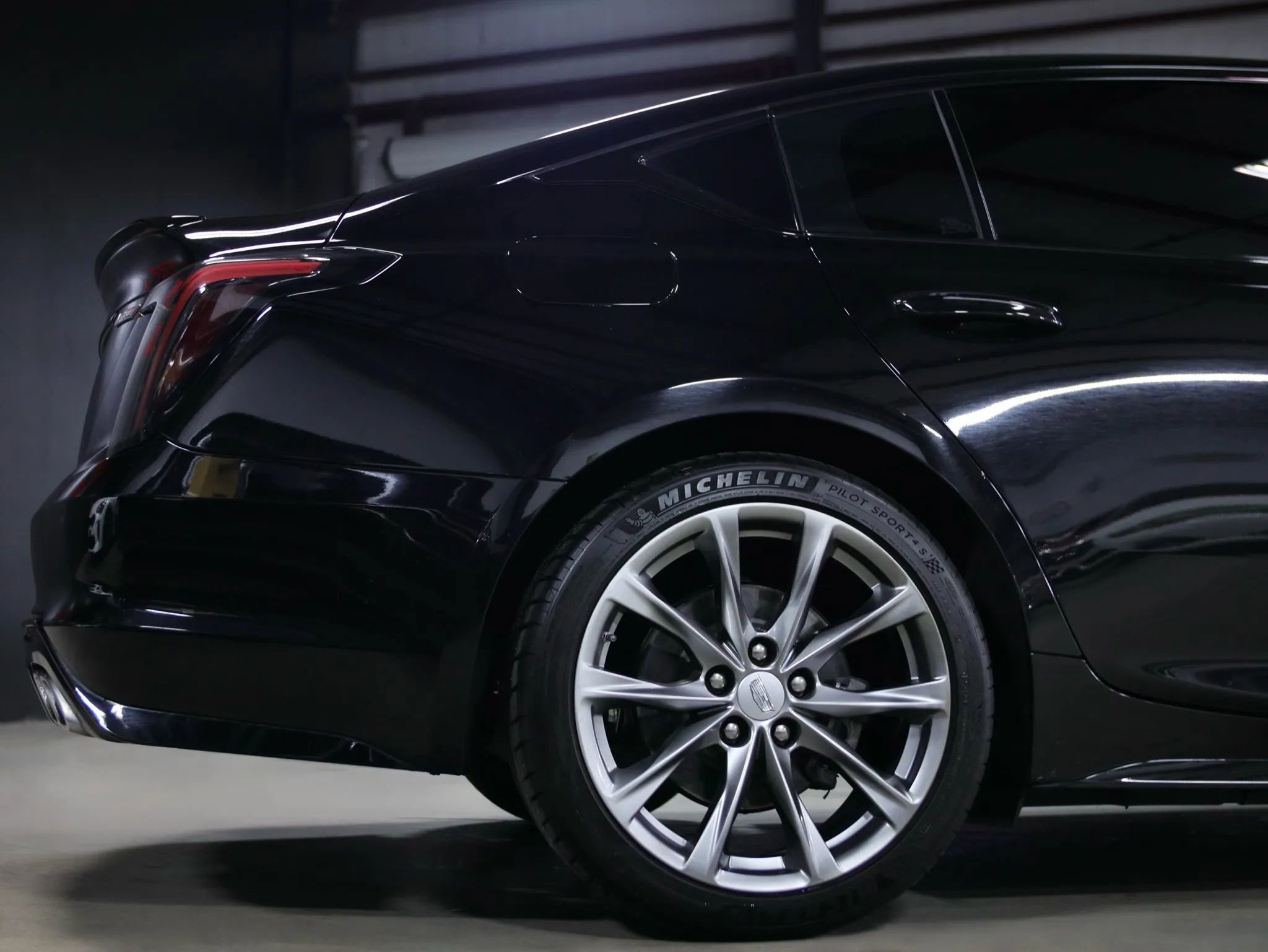 Used 2020 Cadillac CT5 V w/ Premium Package image 14