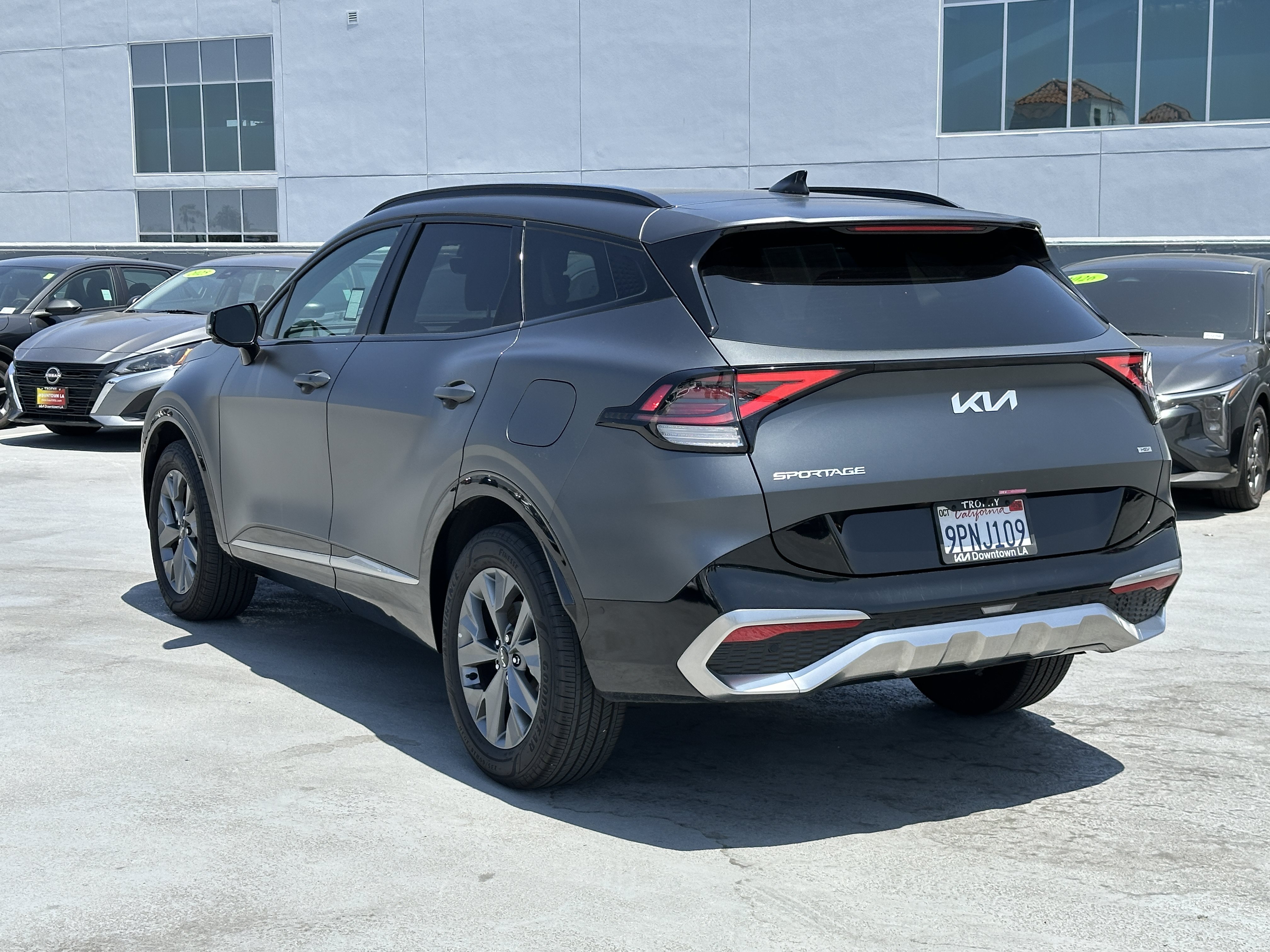 Certified 2025 Kia Sportage SX Prestige AWD/4WD image 4