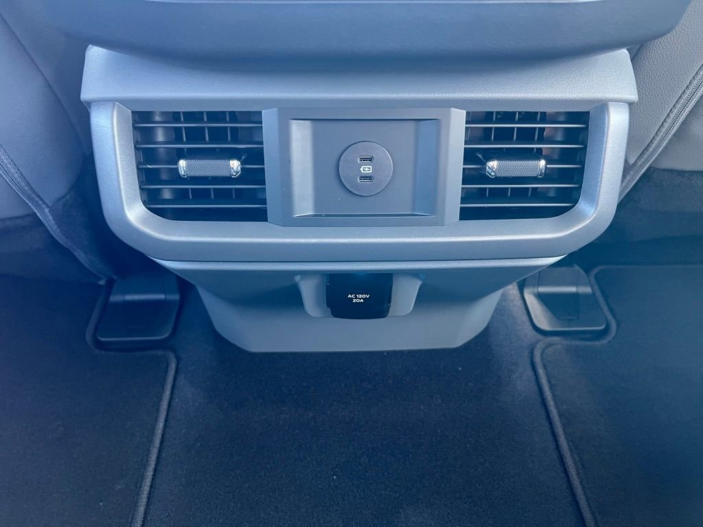 New 2025 Ford F150 Lightning Flash image 24