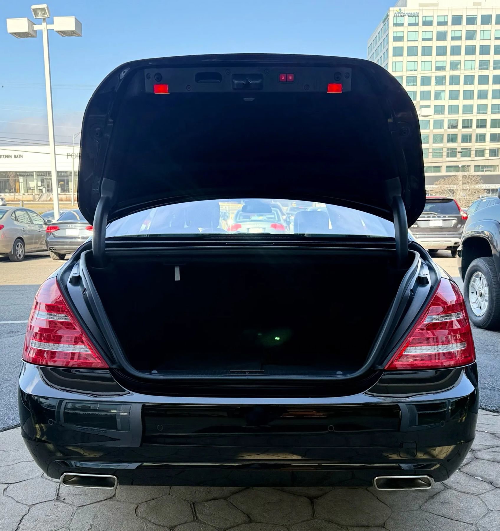 Used 2013 Mercedes-Benz S 550 4MATIC image 43