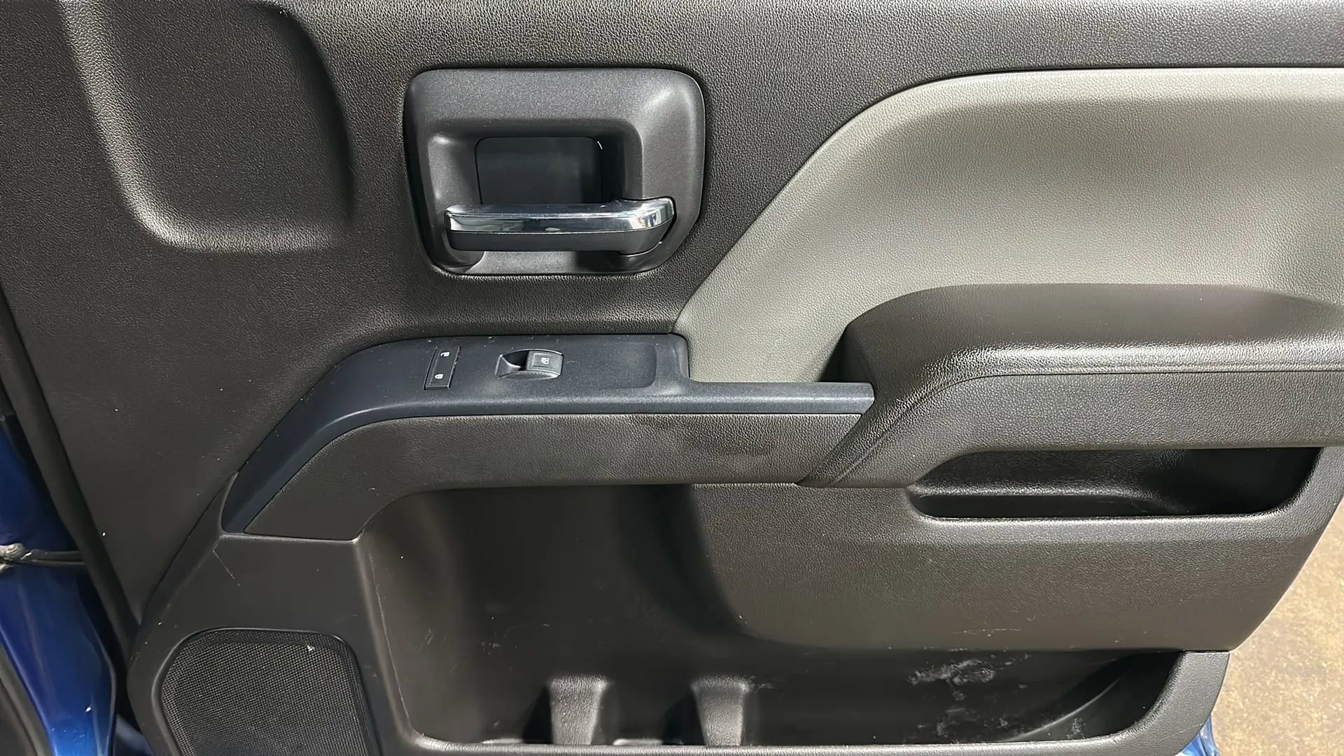 Used 2018 GMC Sierra 1500 W/T w/ Elevation Edition image 17