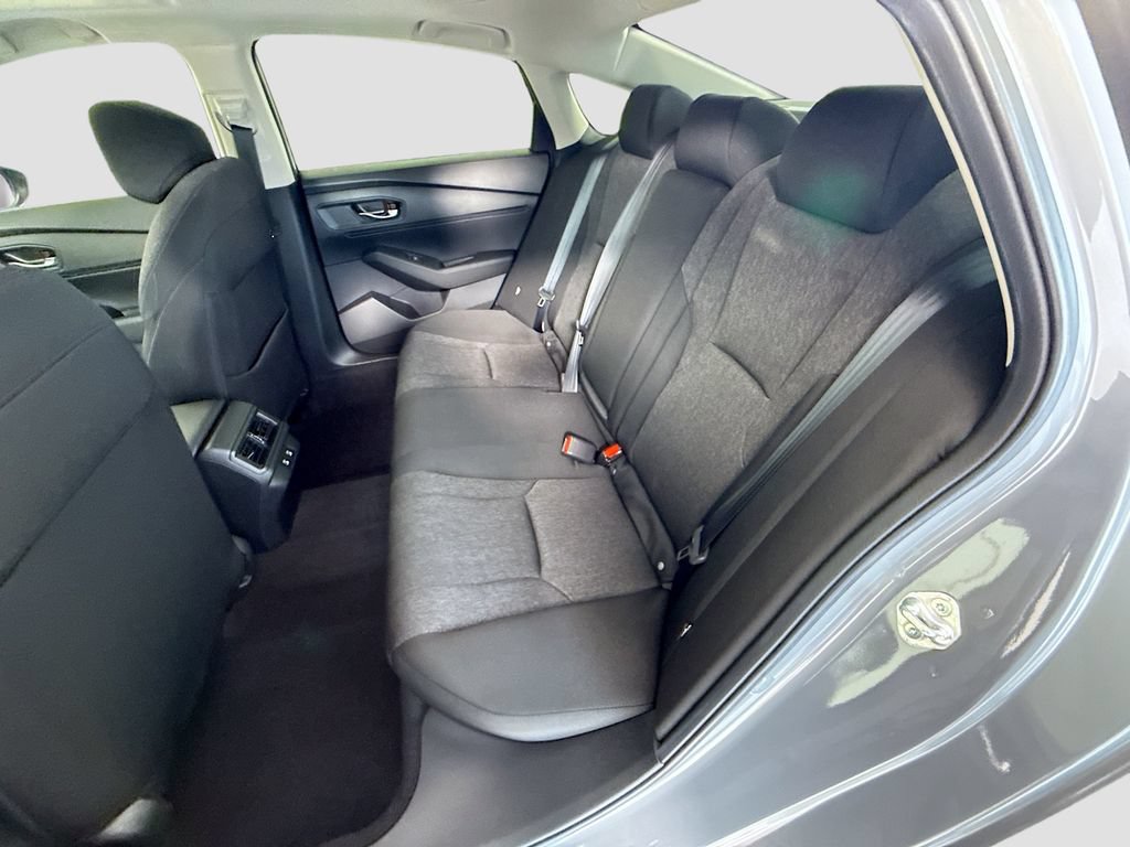 Certified 2025 Honda Accord SE image 21