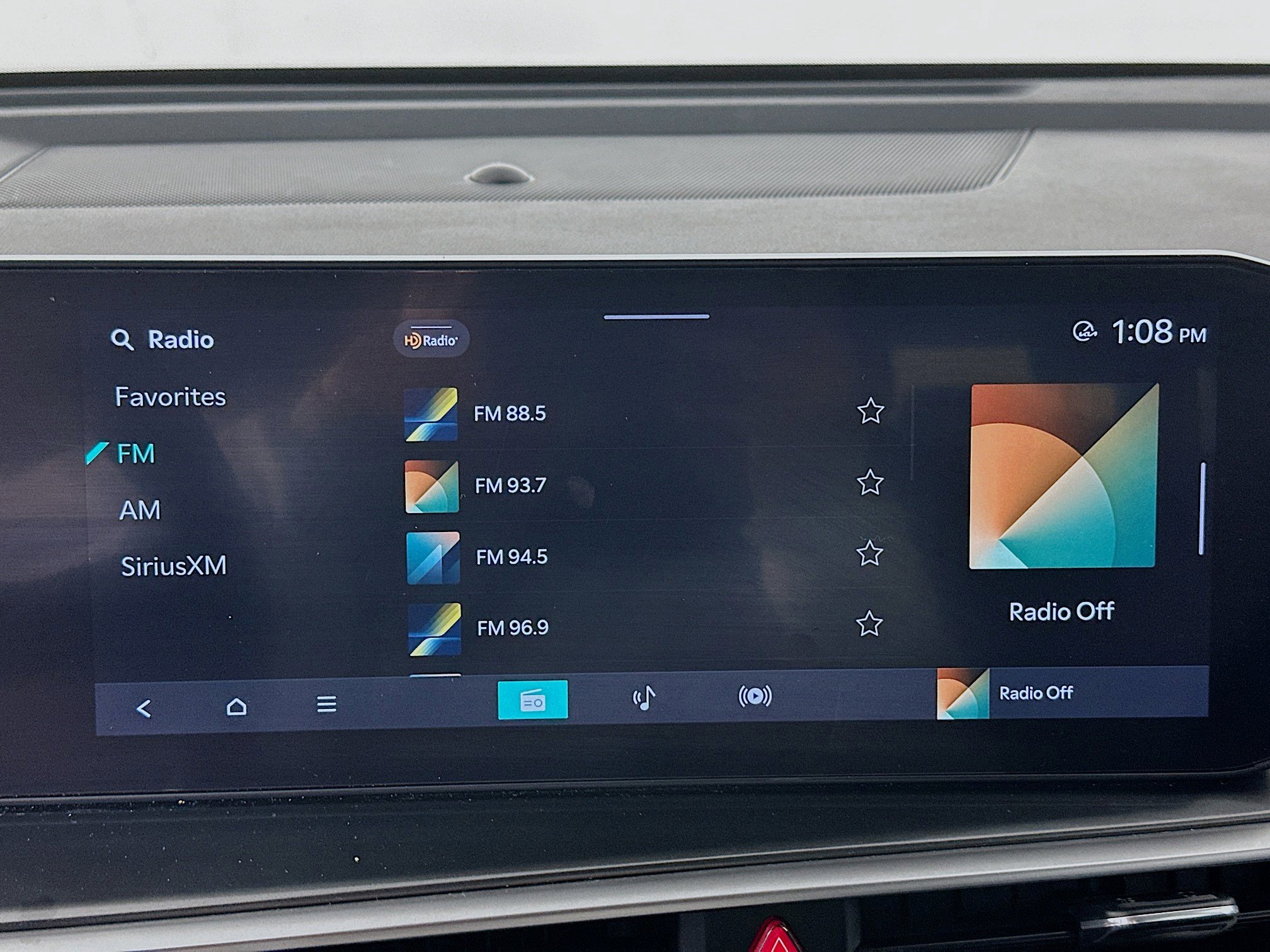 Used 2024 Kia Sorento S image 21