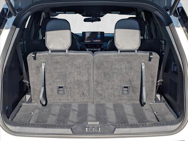Used 2025 Ford Explorer ST-Line image 6