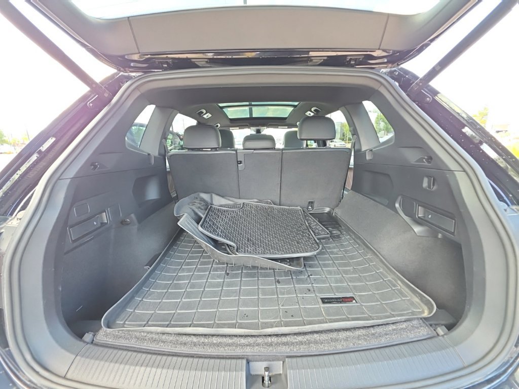 Used 2022 Volkswagen Tiguan SEL R-Line AWD/4WD image 24