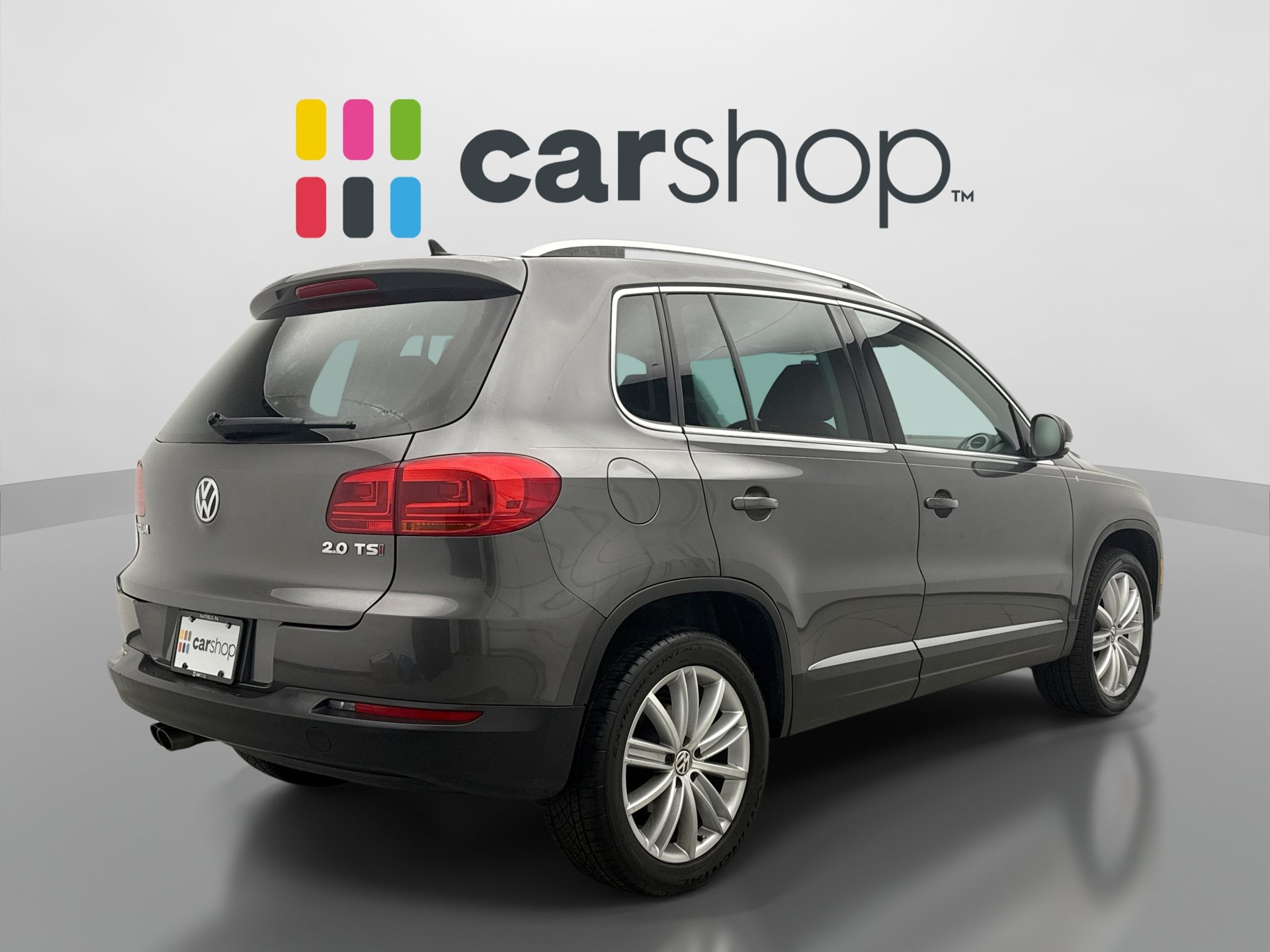 Used 2014 Volkswagen Tiguan S FWD image 5