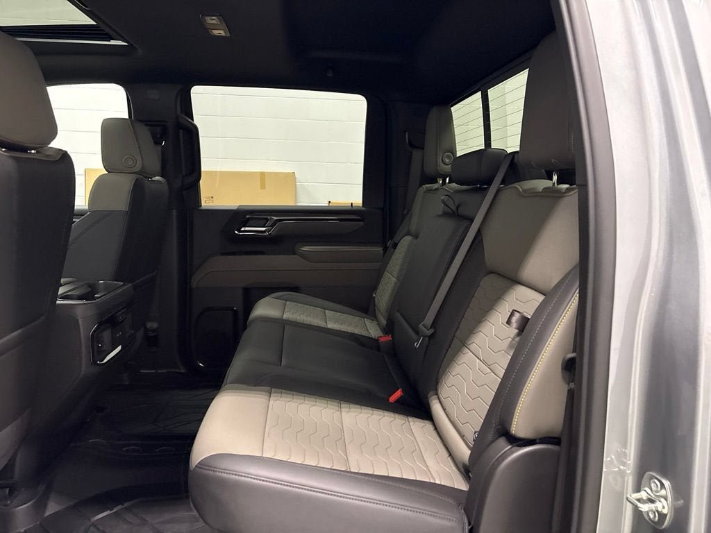 New 2026 Chevrolet Silverado 2500 ZR2 w/ LPO, Dark Essentials Package AWD/4WD image 35