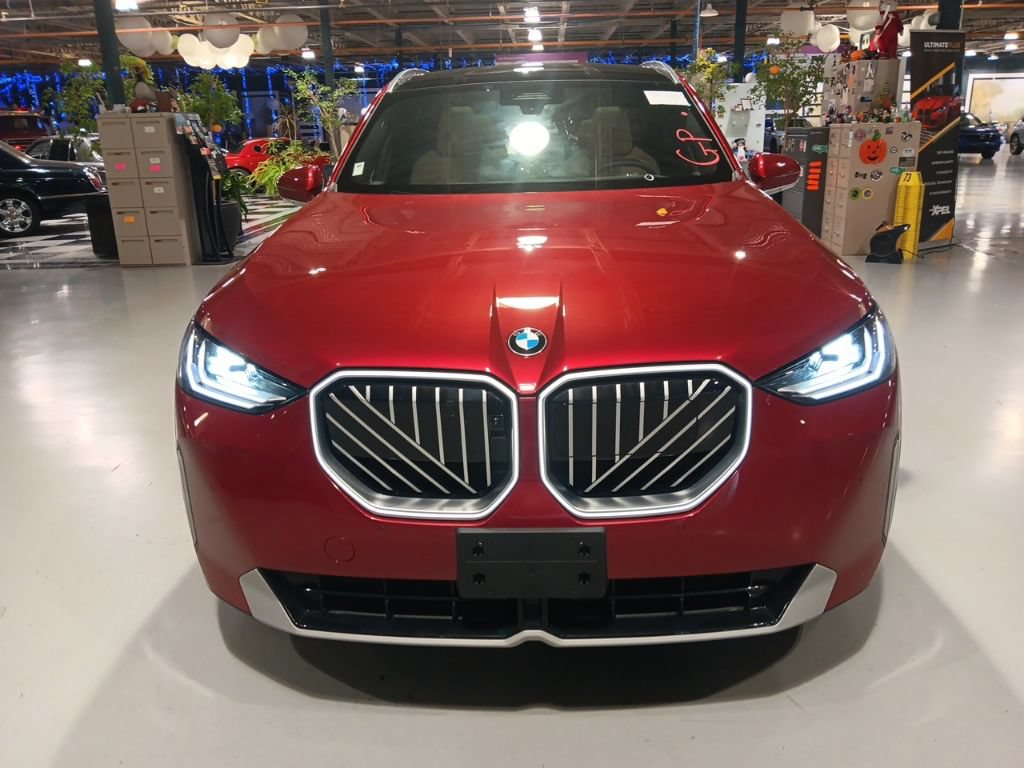 Used 2025 BMW X3 xDrive30i w/ Premium Package AWD/4WD image 9