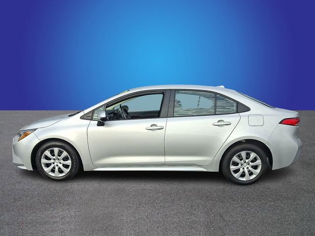 Used 2023 Toyota Corolla LE image 7