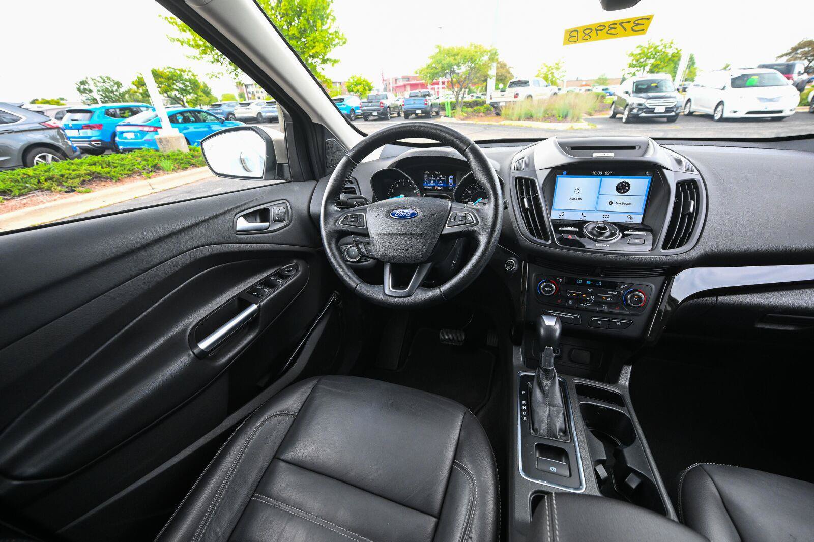 Used 2017 Ford Escape Titanium AWD/4WD image 33