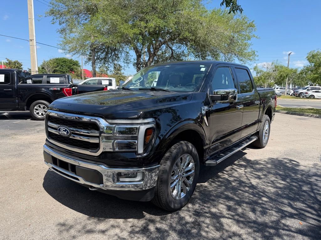 Used 2024 Ford F150 Lariat AWD/4WD image 3