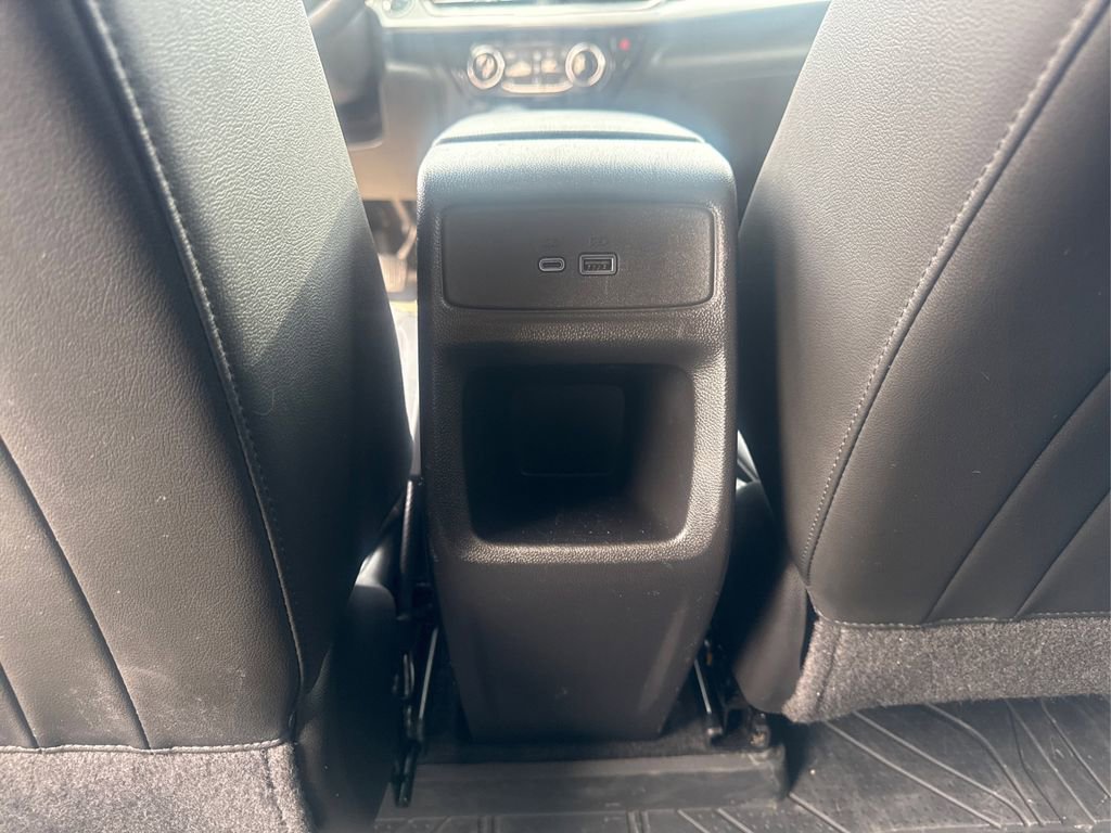 Used 2024 Chevrolet Trax LT w/ Driver Confidence Package FWD image 18