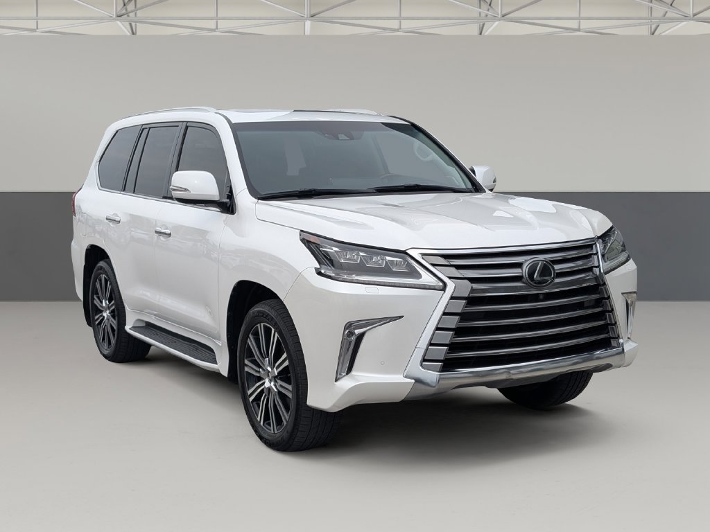 Used 2020 Lexus LX 570 4WD w/ Luxury Package image 2