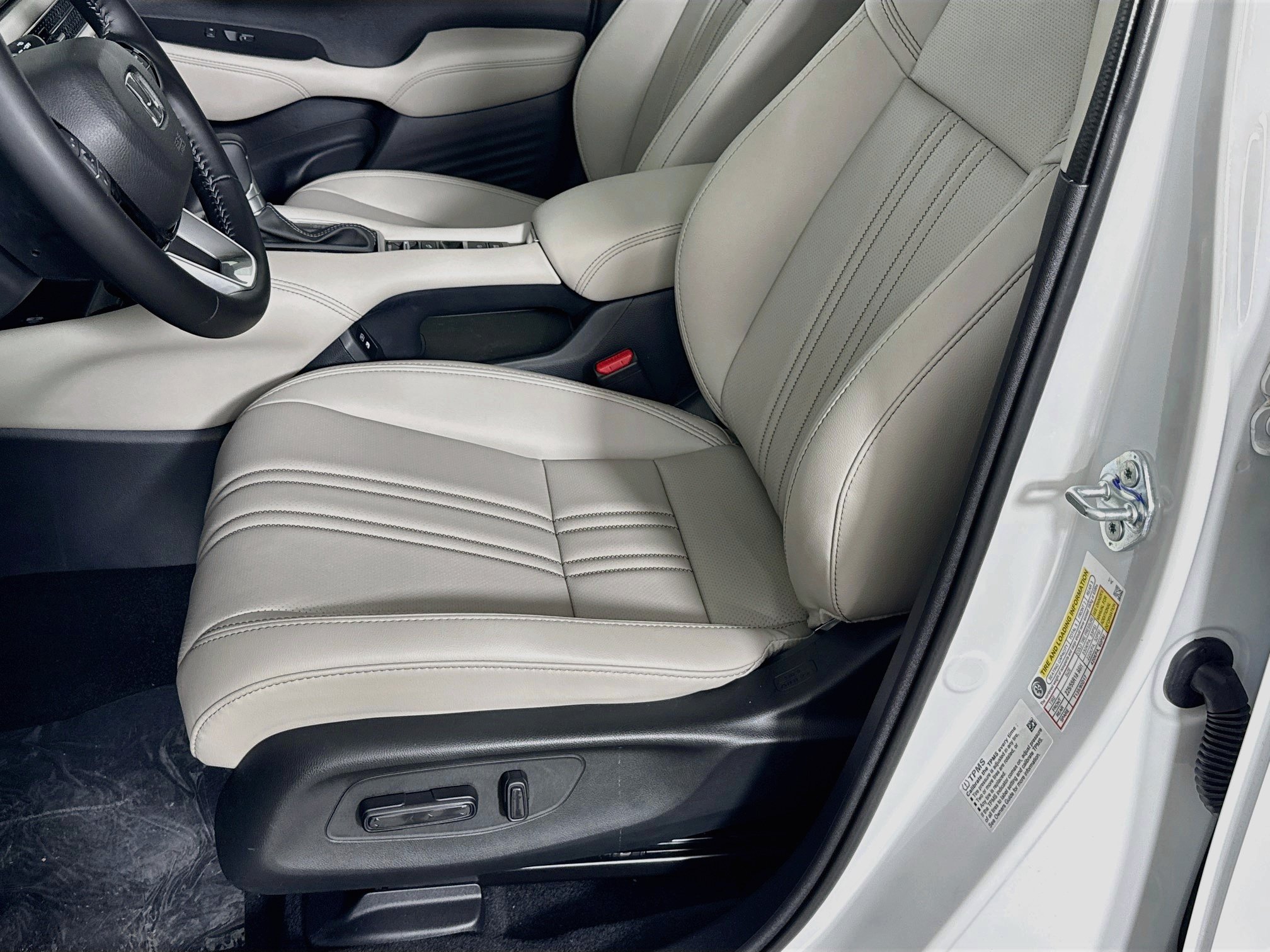 New 2027 Honda HR-V EX-L image 22