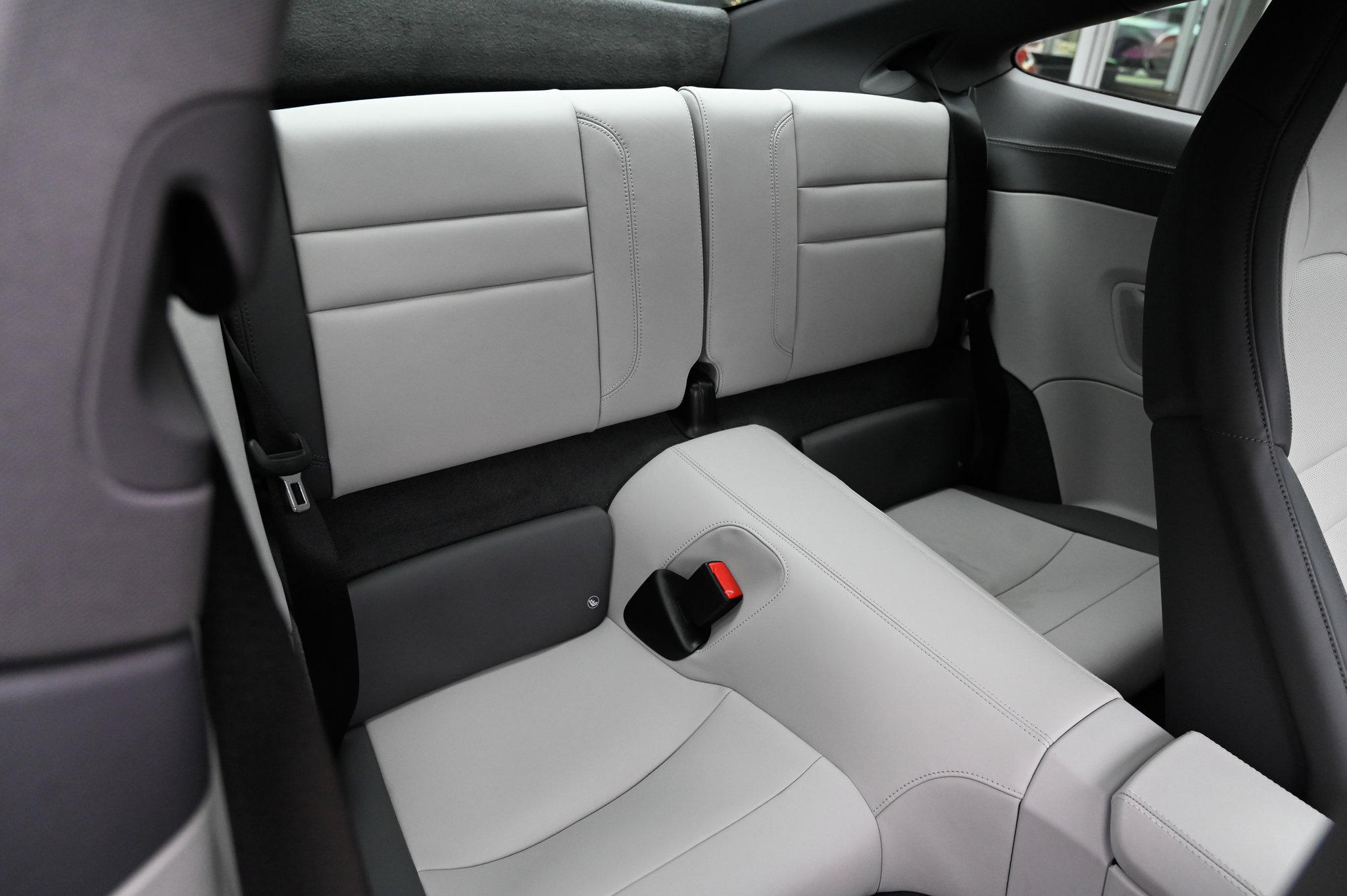 Used 2025 Porsche 911 Carrera image 46