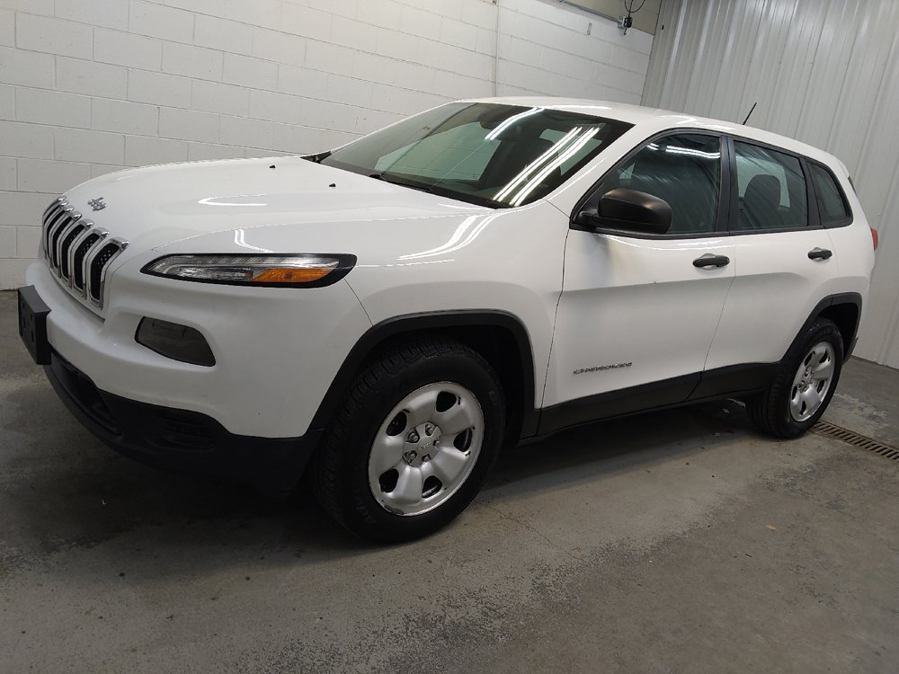 Used 2016 Jeep Cherokee Sport w/ Cold Weather Group AWD/4WD image 2