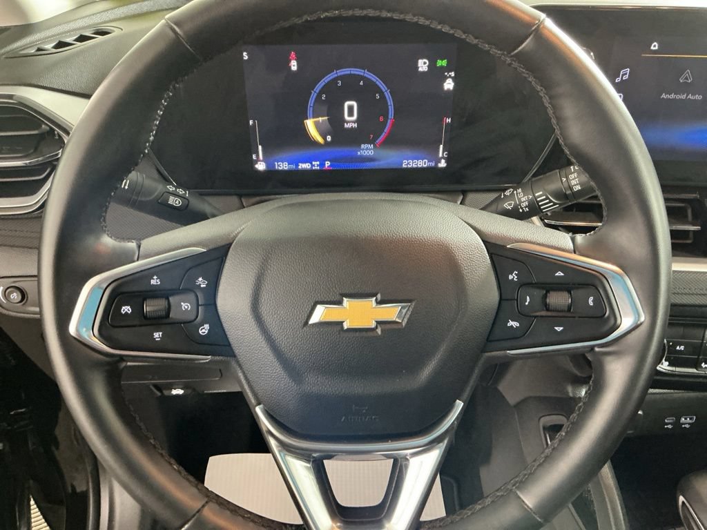 Used 2024 Chevrolet TrailBlazer LT w/ LT Cold Weather Package AWD/4WD image 23