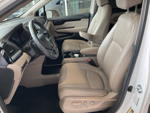 Used 2023 Honda Odyssey Touring image 4
