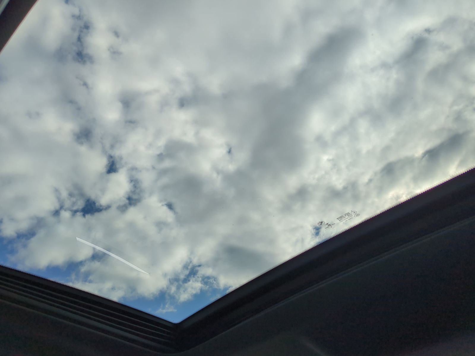 Used 2019 BMW 530e image 28