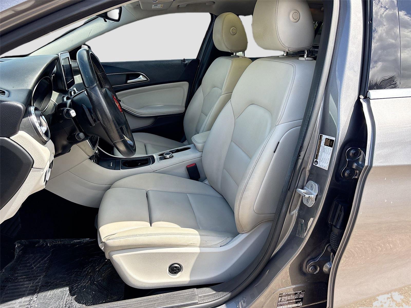 Used 2016 Mercedes-Benz GLA 250 image 19