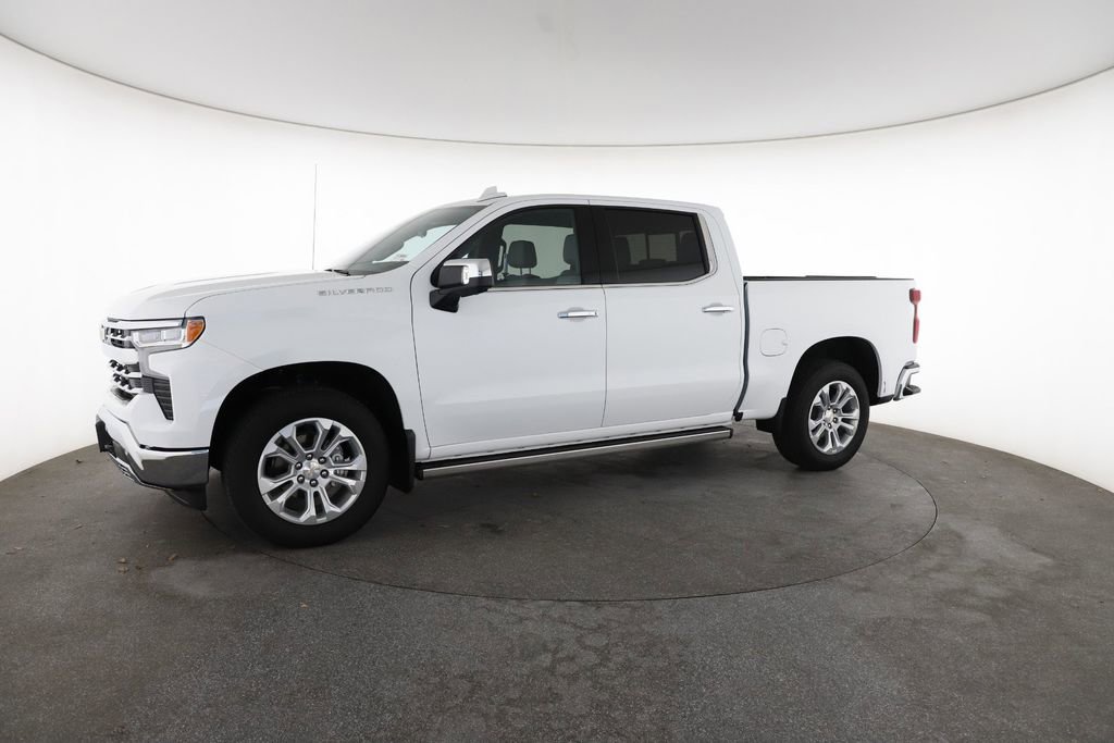 Used 2026 Chevrolet Silverado 1500 LTZ w/ Technology Package RWD image 6