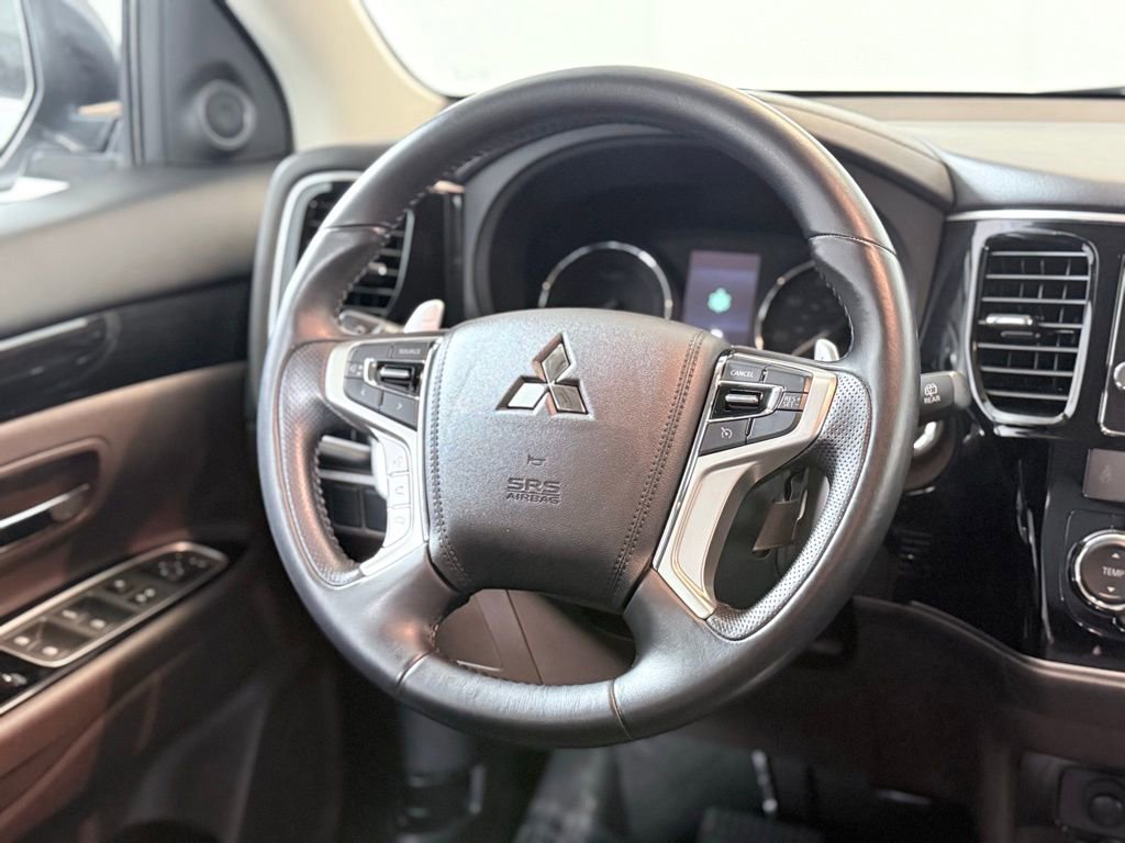 Used 2018 Mitsubishi Outlander SEL image 14