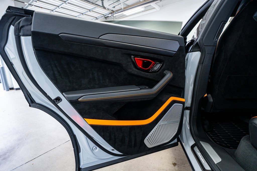 Used 2024 Lamborghini Urus Performante image 62